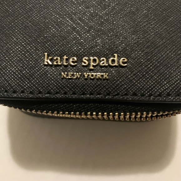 Kate Spade Black Textured Travel Jewelry Case with Gold Details - Picture 3 of 9